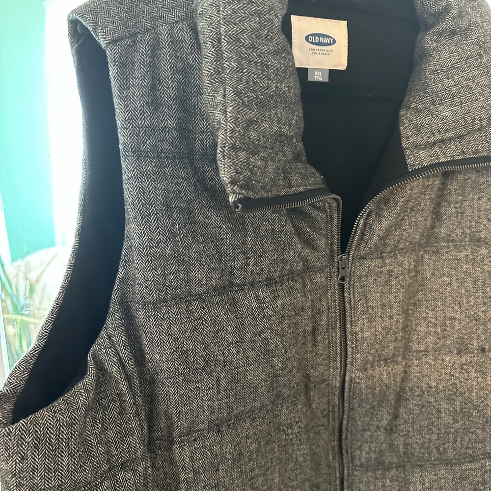 Plus Size Vest - Picture 4 of 6